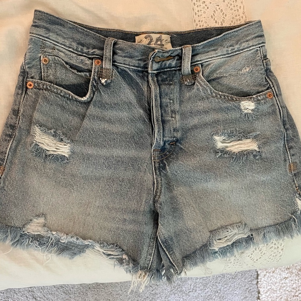 We The Free 24 Jean Shorts